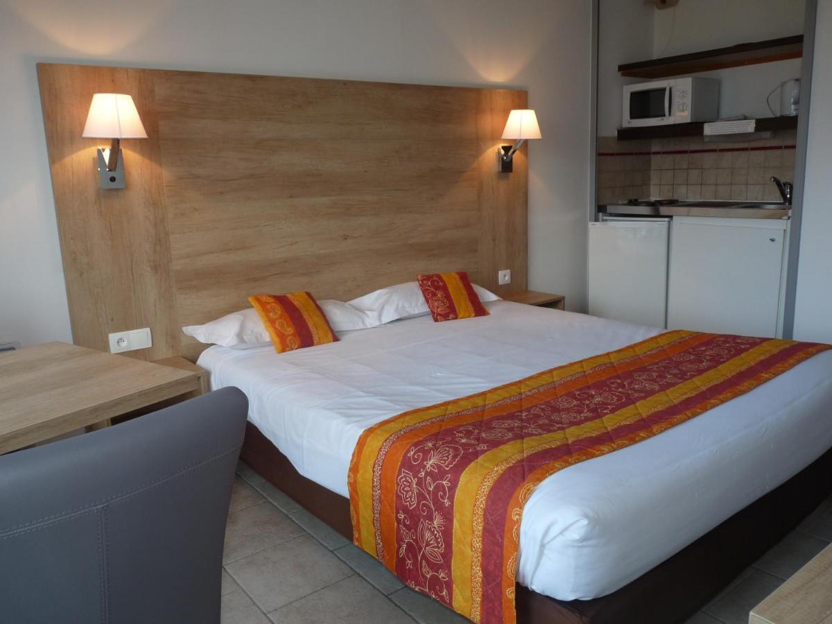 Residel Aparthotel ซิวริเย ภายนอก รูปภาพ