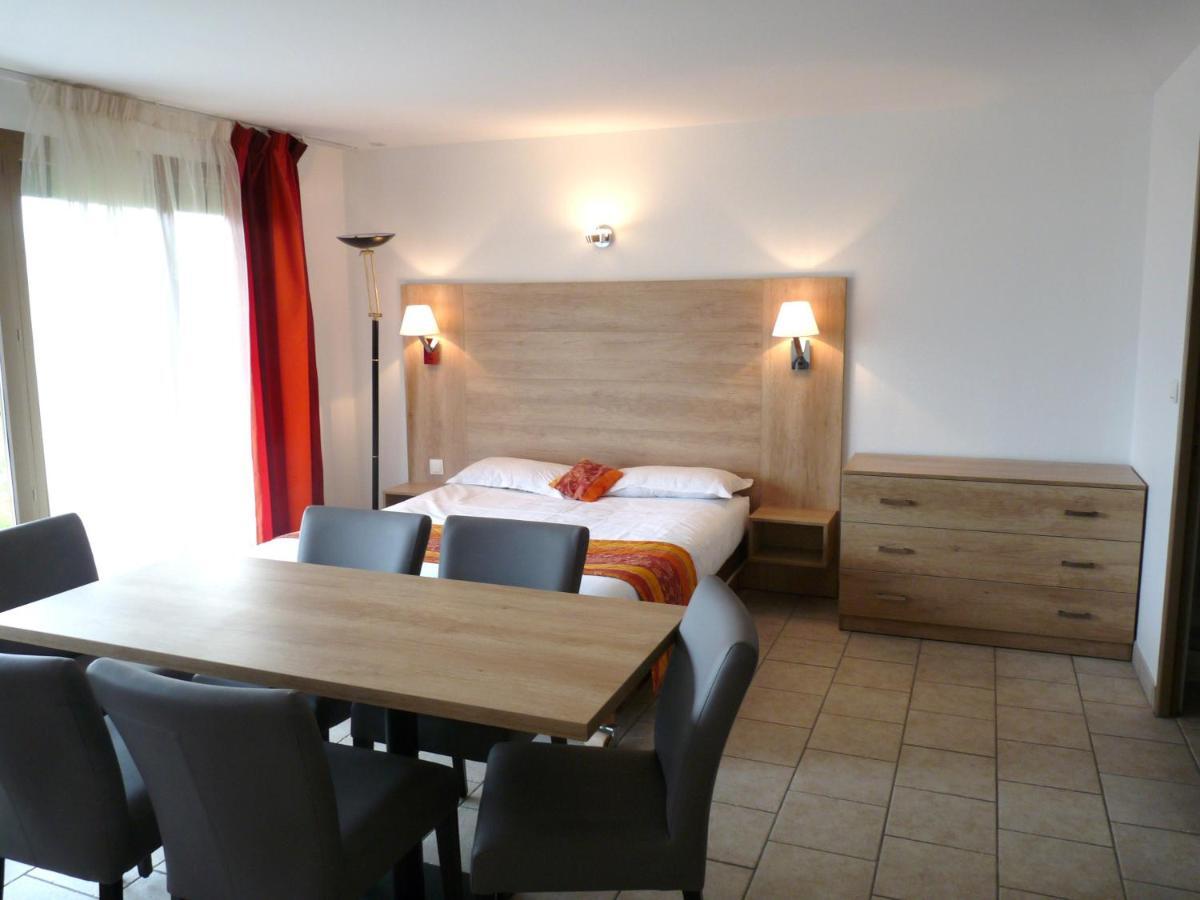 Residel Aparthotel ซิวริเย ภายนอก รูปภาพ